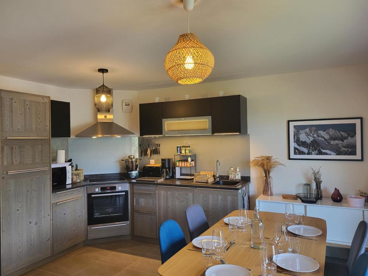 Le Criou - 3 Bedroom Apartment 5 Minutes Walk To The Village Centre 사모엥 외부 사진